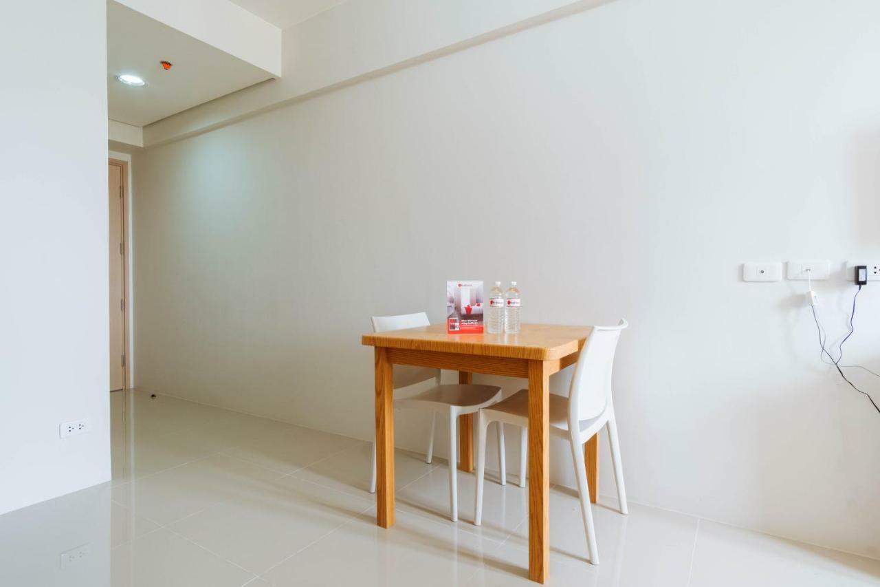 Reddoorz Plus @ Silk Residences Sta. Mesa Monthly Stay Маніла Екстер'єр фото