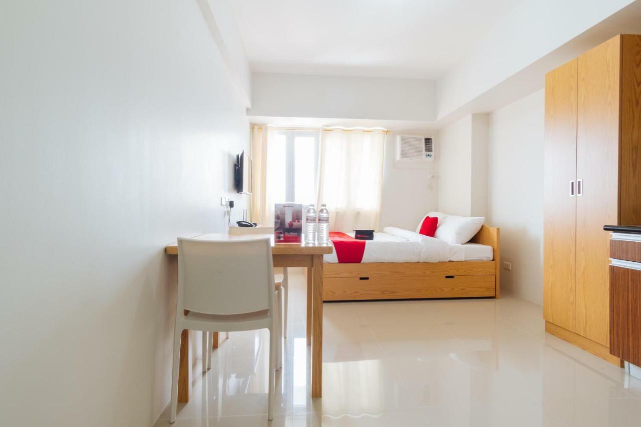 Reddoorz Plus @ Silk Residences Sta. Mesa Monthly Stay Маніла Екстер'єр фото